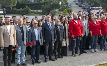 Bülent Ecevit vefatının 19. yılında İzmir Güzelbahçe’de anıldı