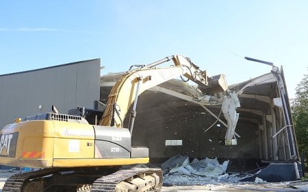 Nilüfer’de imara aykırı iki yapı yıkıldı