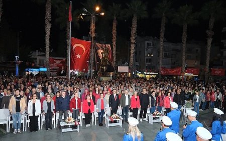 Dikili’de Cumhuriyet Bayramı Coşkusu