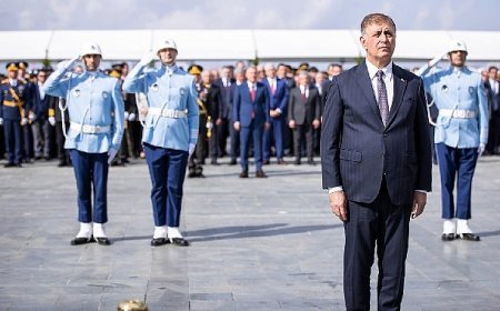 İzmir’de Cumhuriyet Bayramı kutlamaları başladı