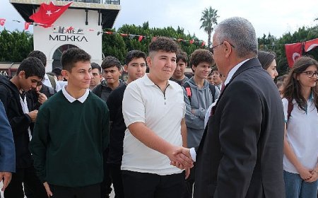 Kemer’de Cumhuriyet Bayramı kutlamaları resmi törenle başladı