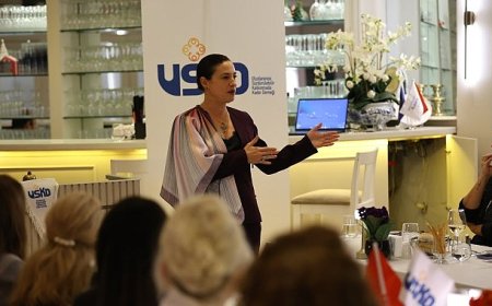 Başkan Sengel: “Efes Tarlası Yaşam Köyü Bir Cumhuriyet Projesidir”