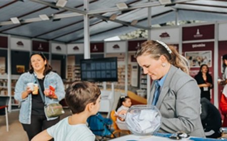 İZKİTAP’ta “Şehrin Kalbinde Yeni Buluşma Noktaları”