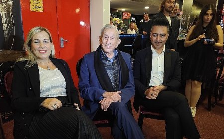 Tiyatro Efsanesinden Rekor: Haldun Dormen 98 Yaşında Yönetmen Koltuğunda!