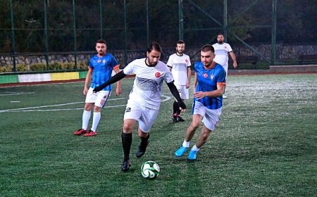 Osmangazi’de Geleneksel Halı Saha Turnuvası Başladı