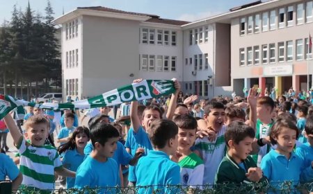 Bursaspor Başkanı Enes Çelik genç liderin vaadini gerçekleştirdi