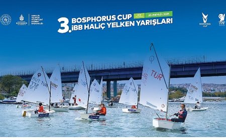 Yelkenliler Haliç’te Suya İniyor