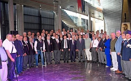 Osmangazi Belediyesi gazileri en özel günlerinde unutmadı