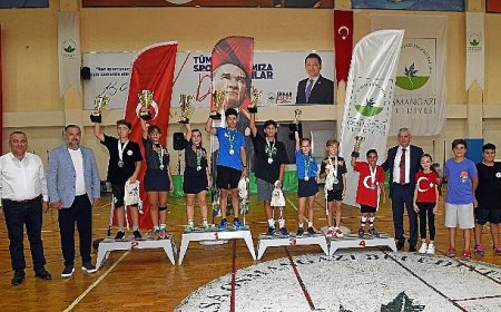 Minik raketler Osmangazi’de kıyasıya mücadele etti