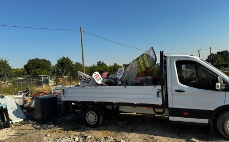 Bursa Nilüfer Zabıtası’ndan tabela temizliği