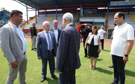Bursa Mustafakemalpaşa Stadı sil baştan yenilendi