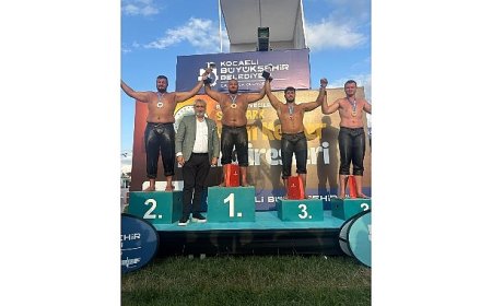 Kemer Belediye güreşçisinden ikincilik