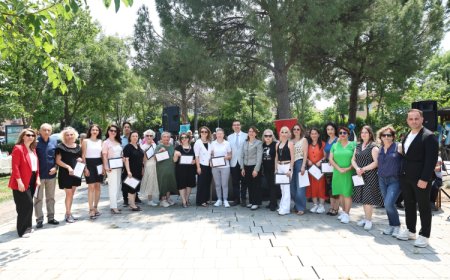 Bursa Nilüfer’de 800 kursiyer yıl sonu gösterisiyle parladı