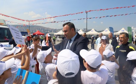 Gemlik Körfezi’nde dalgıçlardan dip temizliği