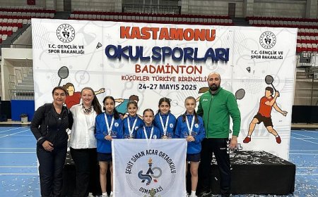 Osmangazili badmintonculardan namağlup şampiyonluk