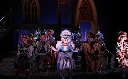 Şehir Tiyatroları “Tartuffe” oyunuyla Denizli’de
