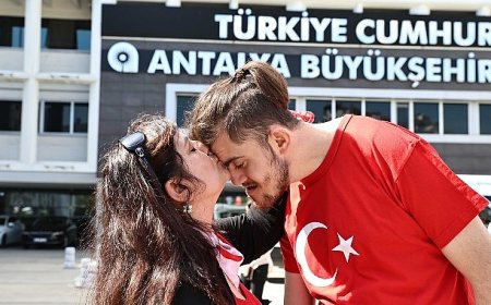 Temsili askerlik yapacak engelli bireylere davullu-zurnalı uğurlama