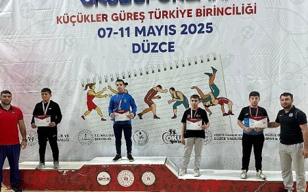 Kartepeli Güreşçi Türkiye Şampiyonu Oldu