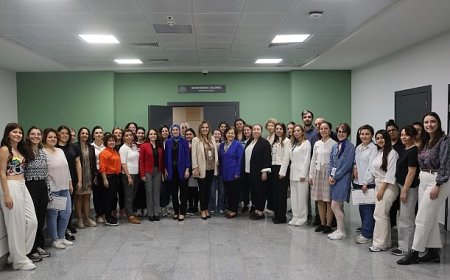Ebelik Eğitimleriyle Normal Doğum Güçleniyor