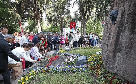 Karşıyaka’da binler Zübeyde Anne’ye koştu!