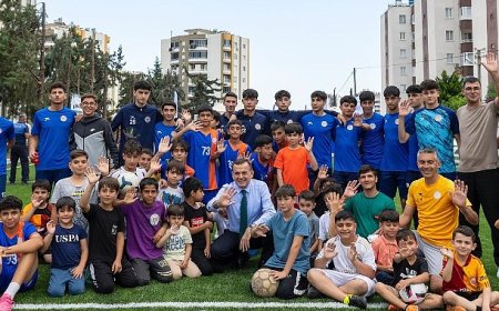 Başkan Özyiğit, çocukların hala saha talebini geri çevirmedi