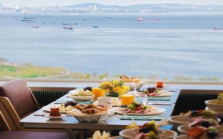 Anneler Günü’nde Marmara Denizi Manzarasında Brunch Keyfi: Sky167’de Annenize Lezzetle Taçlanan Bir Gün Hediye Edin!