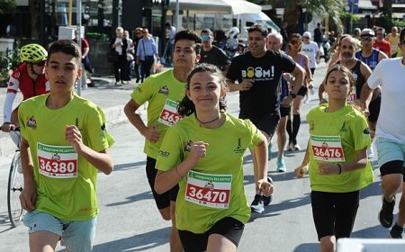 Karşıyaka, Anneler Günü’nde Zübeyde Hanım’a koşuyor: Son başvuru 9 Mayıs!