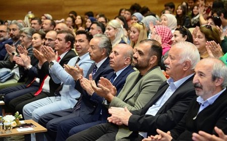 “Mikrofon 10’larda”da Genç Sesler Yeteneklerini Konuşturdu