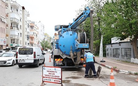 yağmur suyu hattı temizliği sürüyor