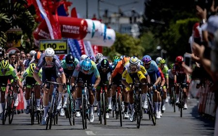 60. Cumhurbaşkanlığı Türkiye Bisiklet Turu 132 Kilometrelik Antalya-Antalya Etabı ile Başladı