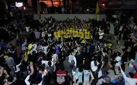 Aliağalılar Şampiyonluğu Hep Birlikte Kutladı