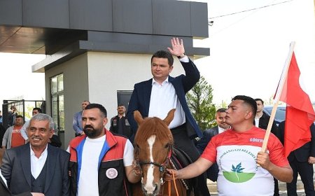 Osmangazi’de geleneksel rahvan at koşusu coşkusu