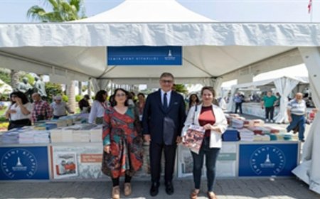 İzmir: Kültür, Mekân, İnsan Dergisi İzmir Kitap Fuarı’nda okuyucu ile buluştu