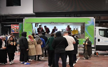 6,2 büyüklüğündeki depremde Beylikdüzü’nden örnek dayanışma