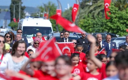 Aliağalılar 23 Nisan Çocuk Bayramı’nı Avcı Ramadan Parkı’nda Kutladı