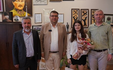 23 Nisan’da başkanlık koltuğu geleceğin liderine emanet