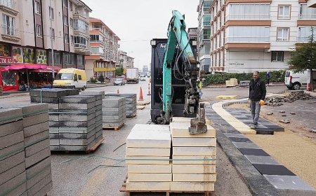 Keçiören’de Kaldırımlar Yenileniyor