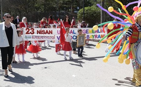 Miniklerin 23 Nisan Sevinci