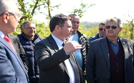 Başkan Aydın zirai don mağduru çiftçileri yalnız bırakmadı