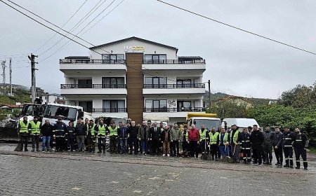 Gölcük’te Temizlik Seferberliği Cumhuriyet Mahallesi’nden Başladı