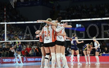 Eczacıbaşı Dynavit, AXA Sigorta Kupa Voley’de 2. oldu