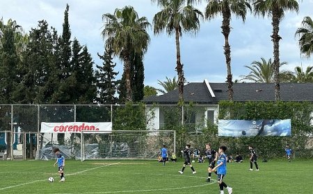 Başkan Topaloğlu’ndan geleceğin futbolcularına ziyaret