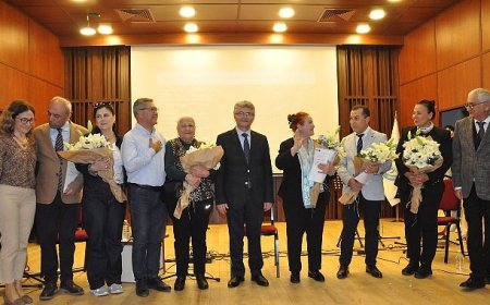 “Dostları Âşık Veysel’i Unutmadı”