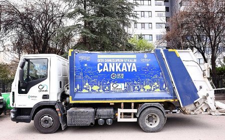 Çankaya’da tekstil atıkları için yeni kumbaralar hizmete sunuldu.