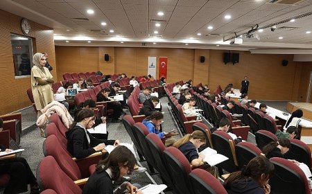 **Her Kalbin Anahtarı Güzel Ahlak**