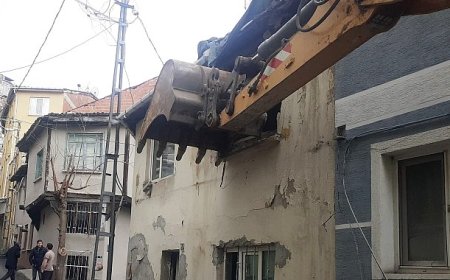 Osmangazililerin güvenliği için metruk binalar yıkılıyor