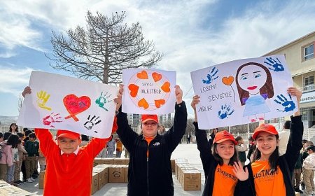 Öğrencilerden lösemili kardeşlerine koli koli mutluluk