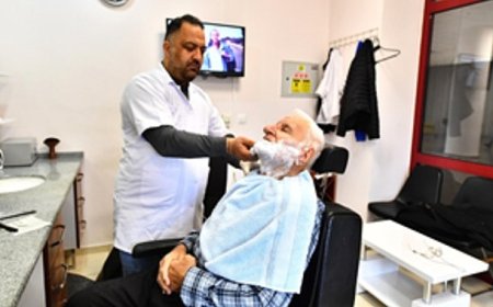 İzmir’in dört dörtlük hizmet veren huzurevi Türkiye’ye örnek