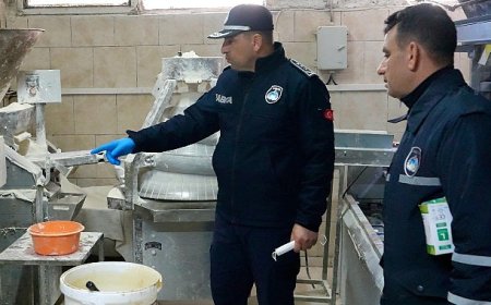 Burhaniye Belediyesi’nden Gıda Güvenliği İçin Sıkı Denetim