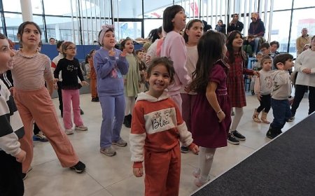 Büyükşehir Belediyesi’nin Ramazan etkinlikleri dolu dolu geçiyor  Mili İrade Meydanı Ramazan’da cıvıl cıvıl